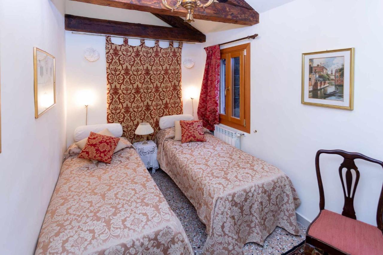 Emanuela'S Flat Apartment เวนิส ภายนอก รูปภาพ