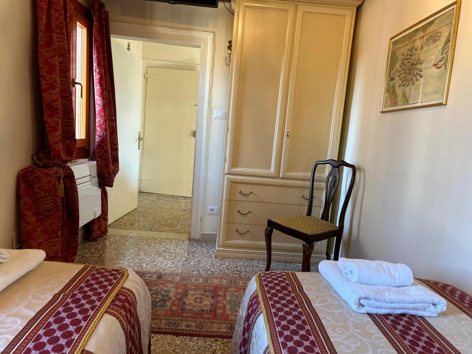 Emanuela'S Flat Apartment เวนิส ภายนอก รูปภาพ